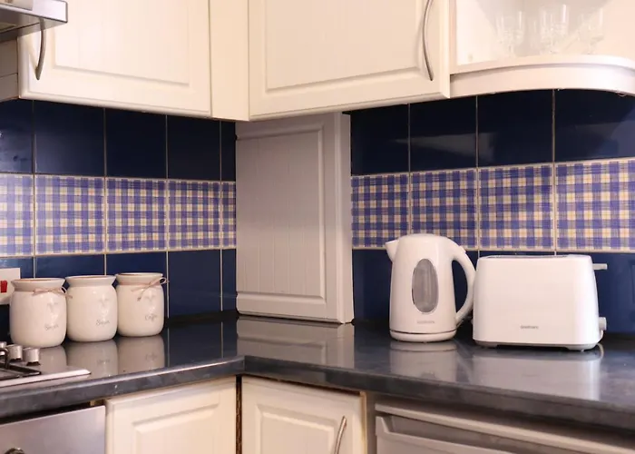 Appartamento Spacious & Comfortable 3 Bedroom House - Free Wifi & Free Parking