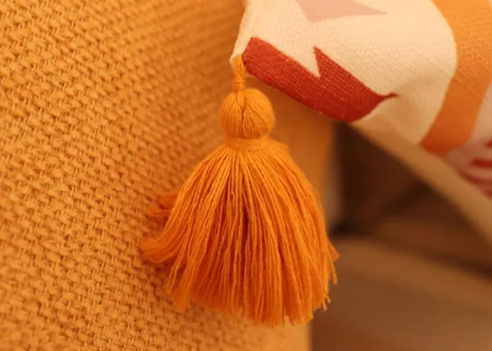 Spacious & Comfortable 3 Bedroom House - Free Wifi & Free Parking *