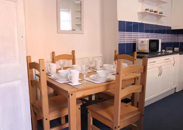 Spacious & Comfortable 3 Bedroom House - Free Wifi & Free Parking Appartamento *