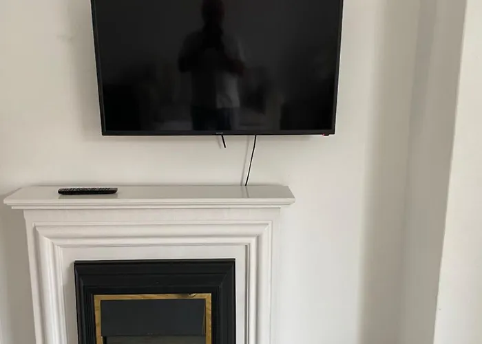 Spacious & Comfortable 3 Bedroom House - Free Wifi & Free Parking Appartamento Leeds (West Yorkshire)