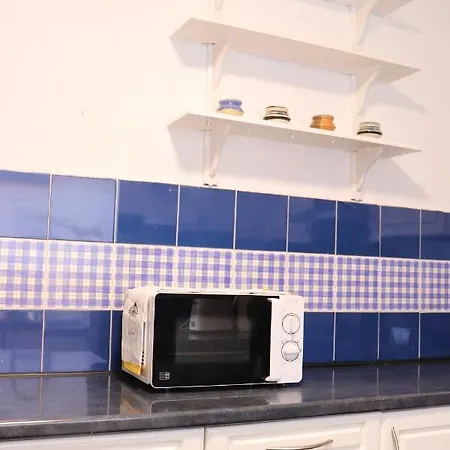 Lejlighed Spacious & Comfortable 3 Bedroom House - Free Wifi & Free Parking